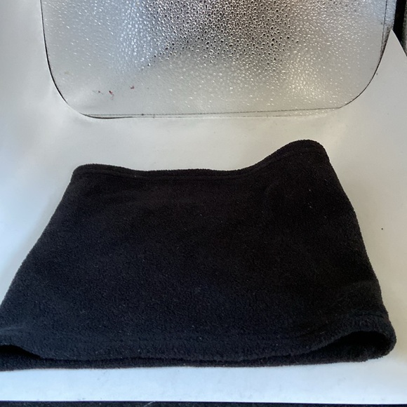 Columbia neckband NWOT black one size - Picture 5 of 5